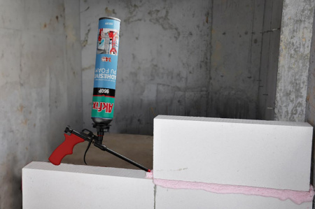 картинка Профессиональная клей - пена всесезонная Akfix 960P от магазина Огнекор